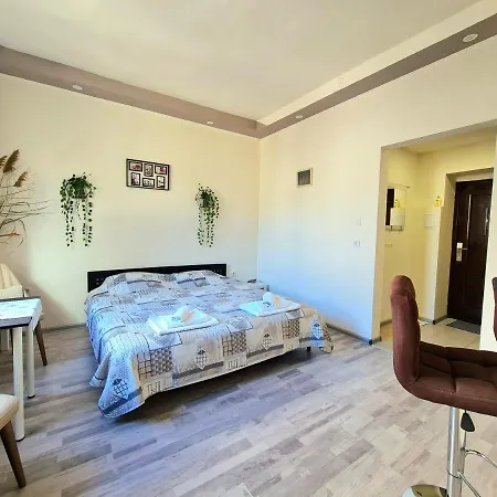 דירה студио в центъра на